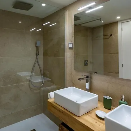 Goya 5 Bedrooms * San Antonio